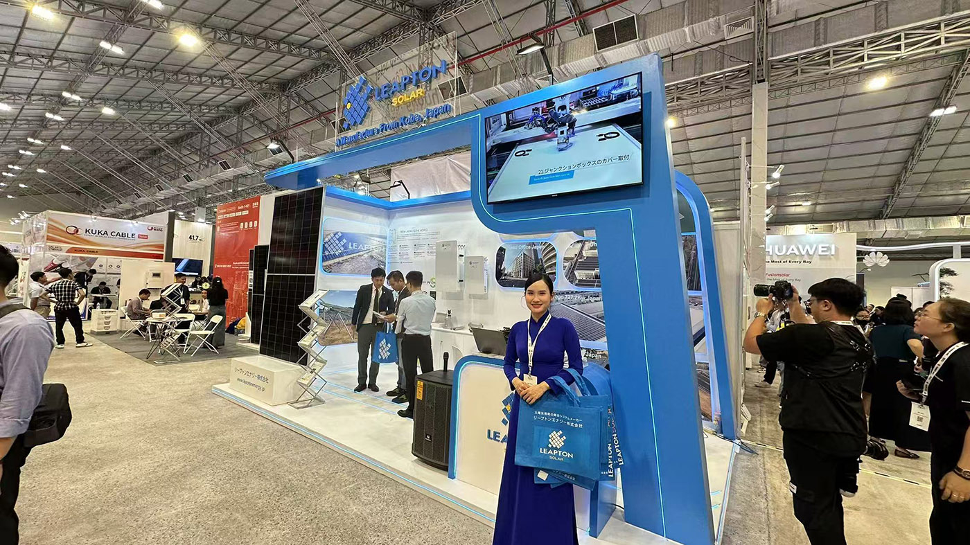 Leapton Energy se presenta en Solar & Storage Live Vietnam 2025 y firma una asociación estratégica